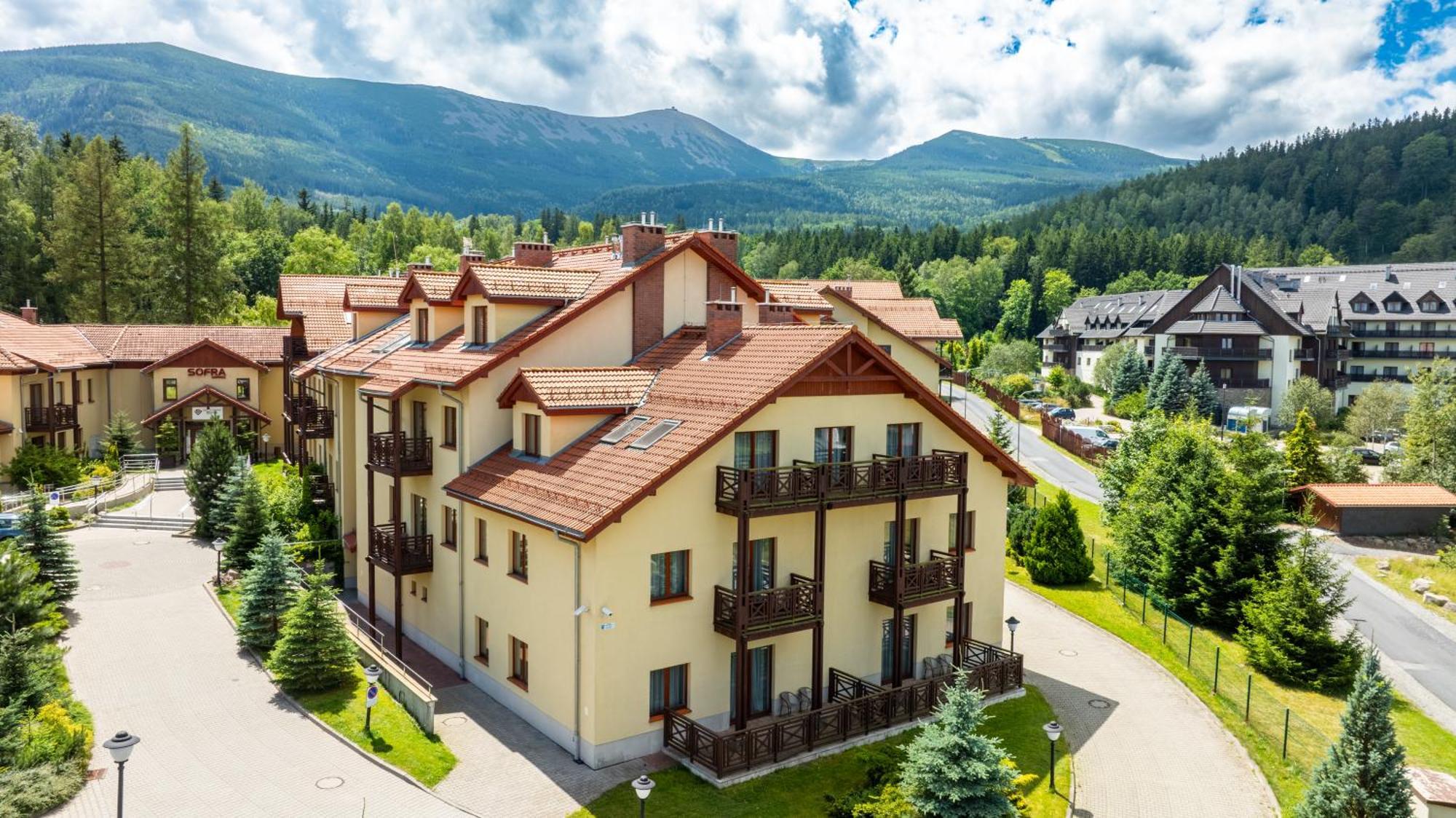 Apartamenty Sun & Snow Sofra Karpacz Esterno foto